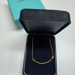 Tiffany & Co. Elegant Gold Necklace